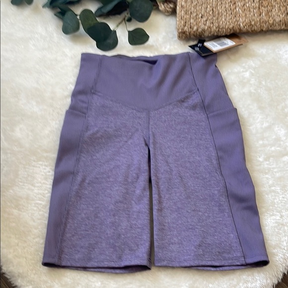 The North Face Purple Bike Shorts High-Waisted - Picture 1 of 6
